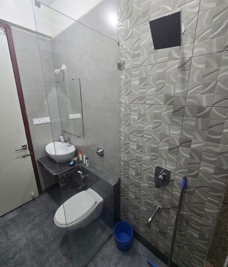 Bathroom, paradise-sai-world-empire 3 Bedroom 1660 Sq.Ft. Apartment In Kharghar Navi Mumbai 10276354