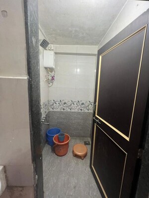 Furnished Amenities in 1 BHK Apartment at Jagrut CHS, Gokhalenagar – for Rent