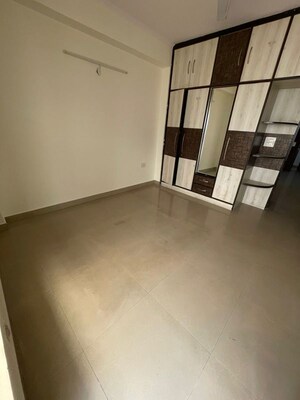 Room in 2 BHK Apartment at Supertech Eco Village II, Sector 16b Greater Noida – for Sale