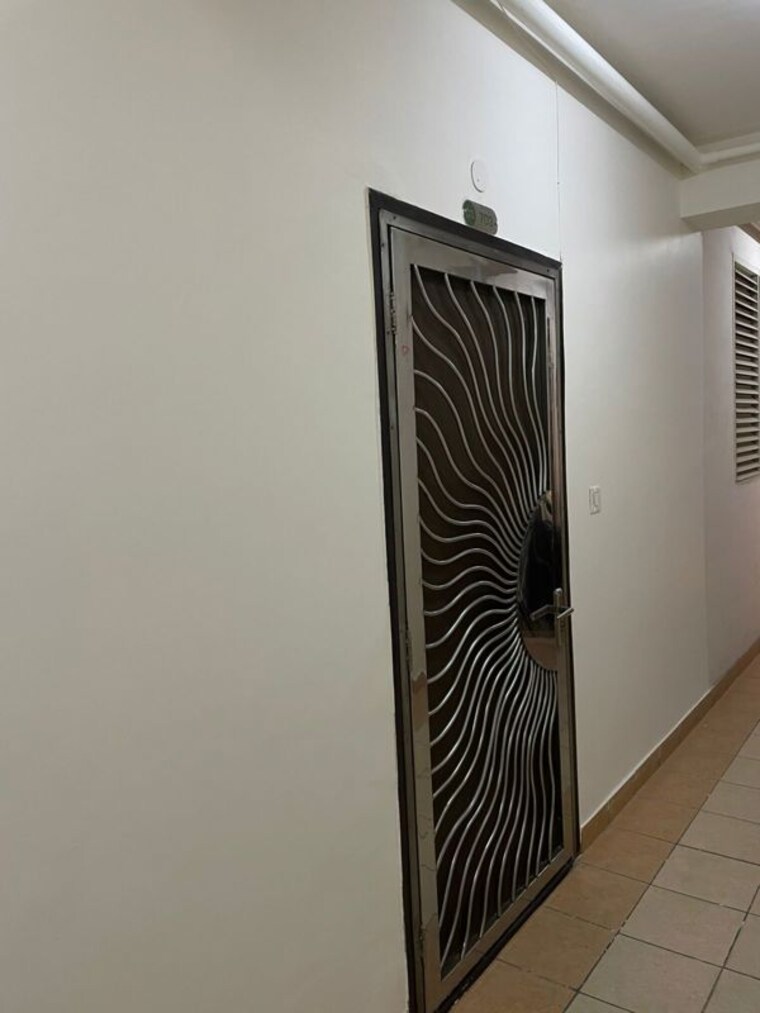 Balcony, supertech-eco-village-ii 2 Bedroom 1106 Sq.Ft. Apartment In Sector 16b Greater Noida Greater Noida 10276435