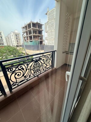 Balcony in 3.5 BHK Apartment at Godrej Oasis, Sector 88a – for Sale