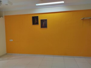 Room in 2 BHK Apartment at Harsh Vihar, Aundh – for Rent