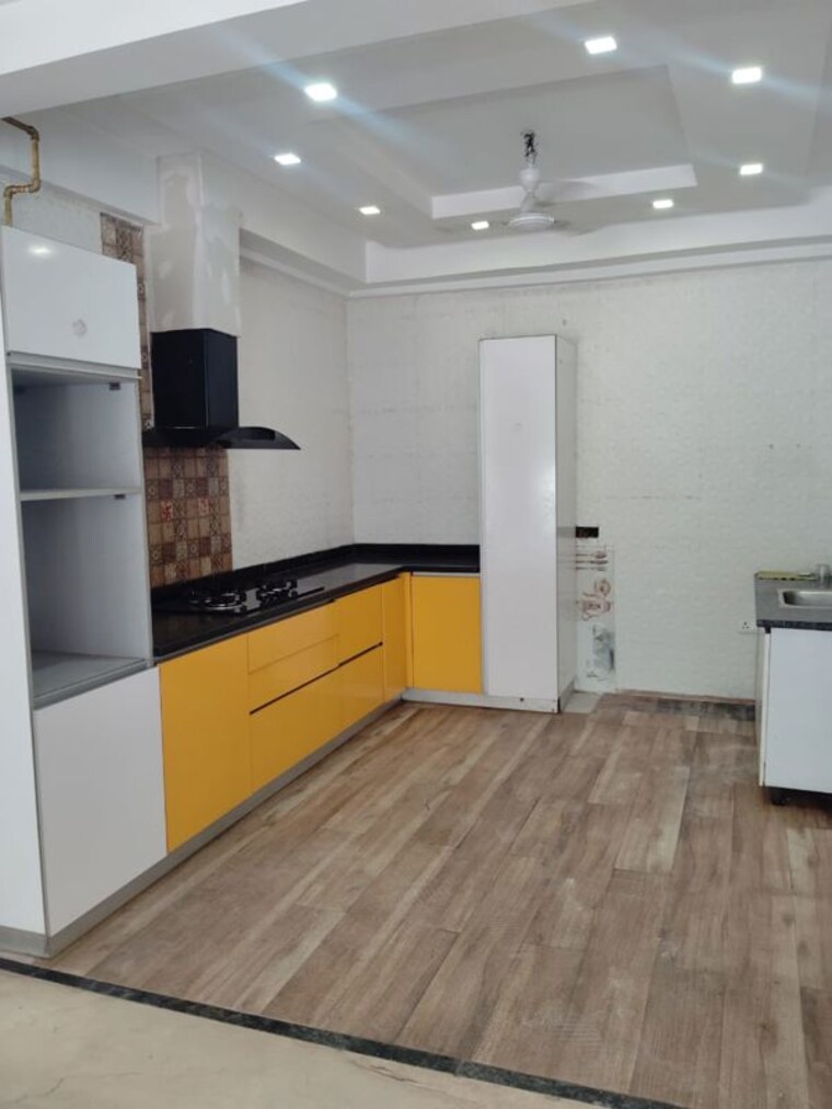 Kitchen, nangal dewat 4 Bedroom 3000 Sq.Ft. Builder Floor In Nangal Dewat Delhi 10276492