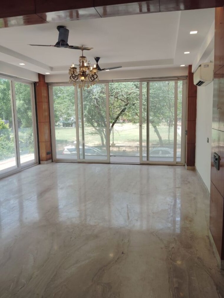 Room, nangal dewat 4 Bedroom 3000 Sq.Ft. Builder Floor In Nangal Dewat Delhi 10276492