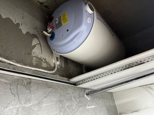 Furnished Amenities in 2 BHK Apartment at Pivotal Paradise, Sector 62 – for Rent