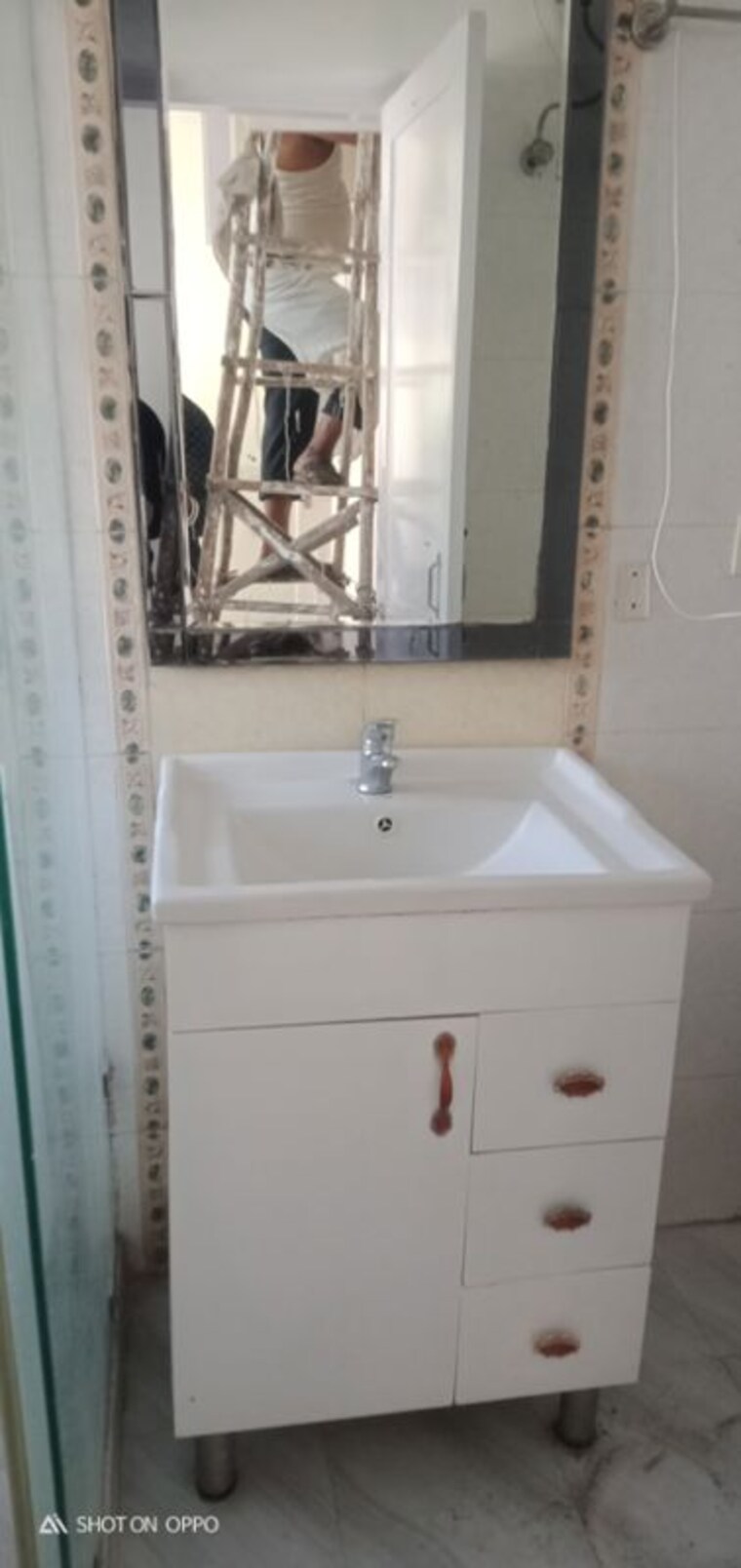 Bathroom, vasant kunj 2 Bedroom 1200 Sq.Ft. Apartment In Vasant Kunj Delhi 10276532