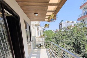 3 BHK Builder Floor – Exterior View View at Sector 43 - for Rent