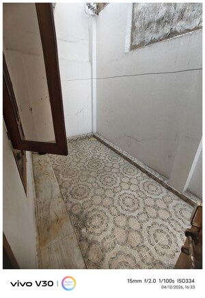 Bathroom in 2 BHK Independent House at Gomti Nagar – for Rent