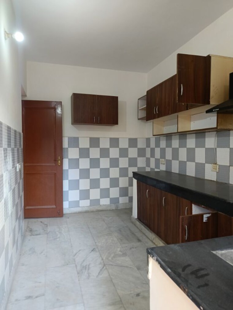 Kitchen, uppal-southend 3 Bedroom 1540 Sq.Ft. Builder Floor In Sector 49 Gurgaon 10276623