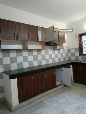 Kitchen in 3 BHK Builder Floor at Uppal Southend, Sector 49 – for Rent