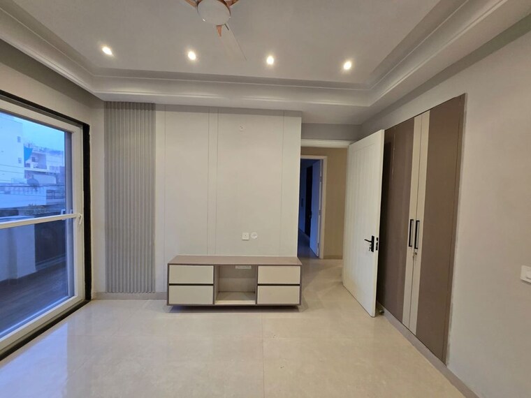 Room, apna-enclave 3 Bedroom 4800 Sq.Ft. Builder Floor In Sector 4 Gurgaon 10276638