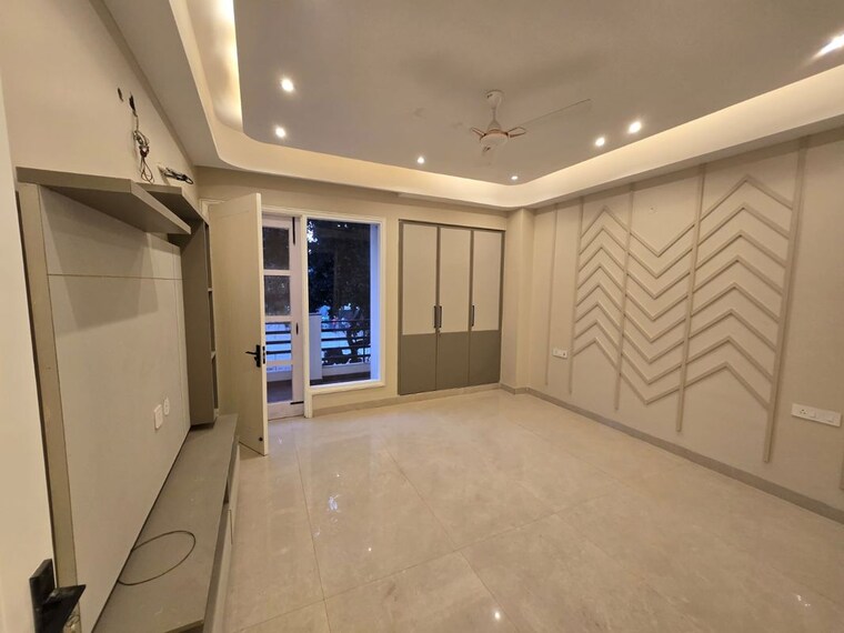 Room, apna-enclave 3 Bedroom 4800 Sq.Ft. Builder Floor In Sector 4 Gurgaon 10276638