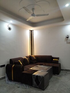 1 BHK Builder Floor For Rent in Saket