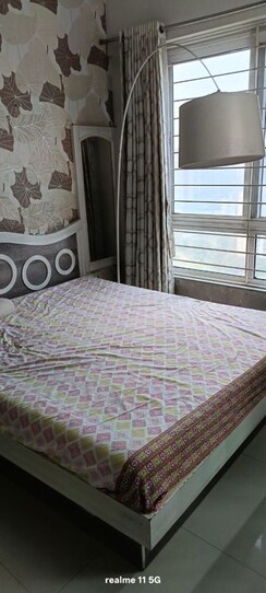 2.5 BHK + Pooja Room Apartment For Rent in Amanora Future Towers