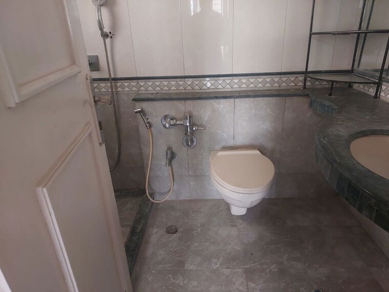 Bathroom, kalpataru-magnus 2 Bedroom 780 Sq.Ft. Apartment In Bandra East Mumbai 10276675
