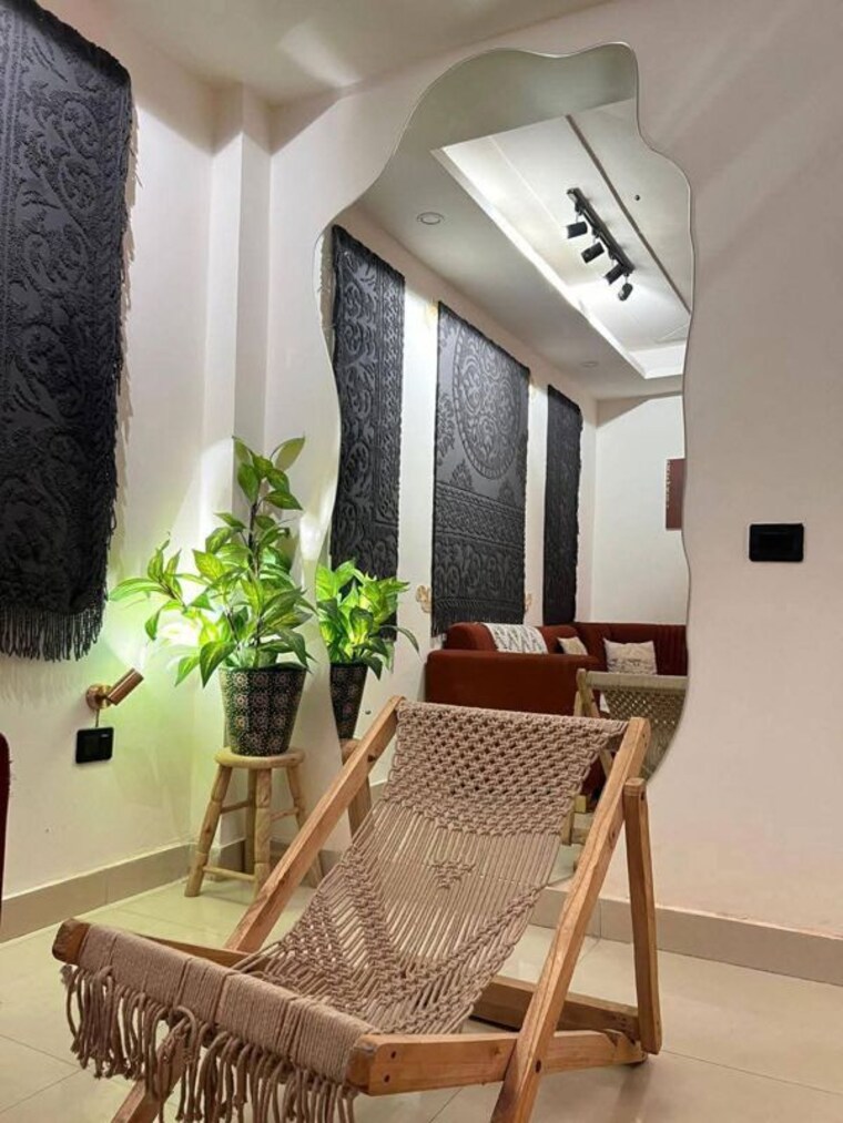Master Bedroom, saket 2 Bedroom 1000 Sq.Ft. Apartment In Saket Delhi 10276700