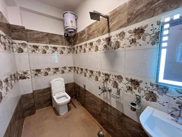 Bathroom, saket 2 Bedroom 1000 Sq.Ft. Apartment In Saket Delhi 10276700