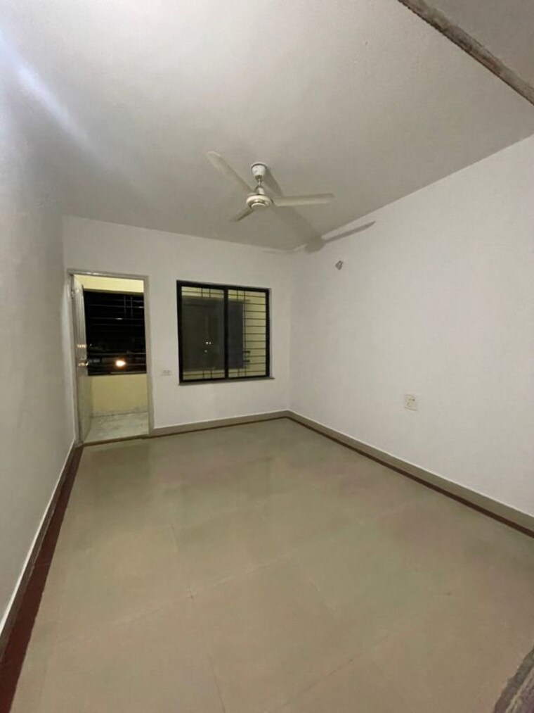 Room, garden-estate 2 Bedroom 950 Sq.Ft. Apartment In Aundh Pune 10276739