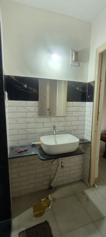 1 BHK + Extra Room Apartment For Rent in Raviraj Planet Millenium
