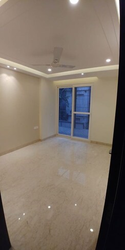 3 BHK Builder Floor For Rent in Defence Colony