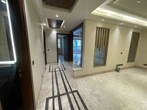 Building Lobby in 4 BHK Builder Floor at Dlf Phase I – for Rent