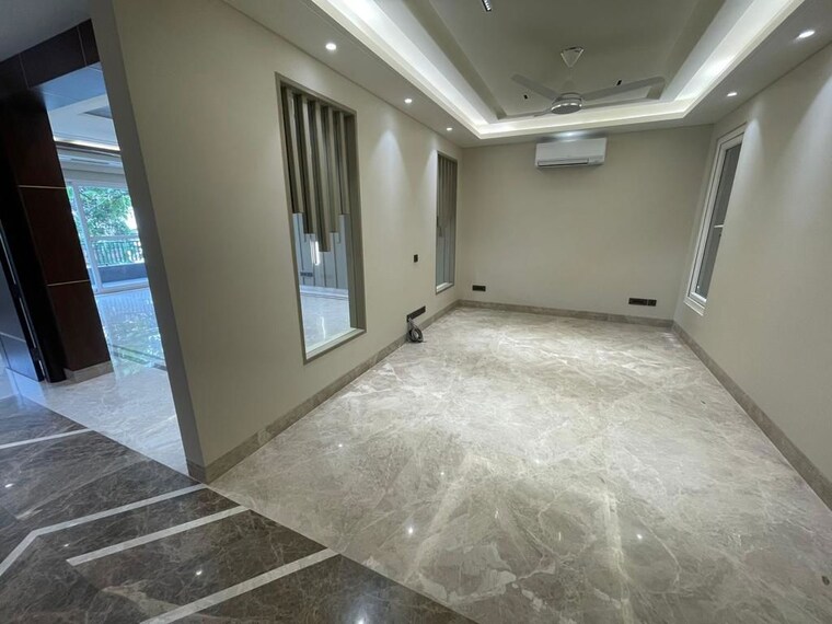 Room, dlf phase i 4 Bedroom 400 Sq.Ft. Builder Floor In Dlf Phase I Gurgaon 10276760