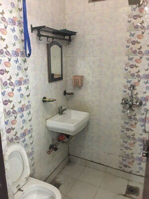 Bathroom in 1 RK Builder Floor at Saket – for Rent