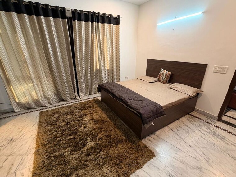 Bedroom, rwa-apartments-sector-45 2 Bedroom 250 Sq.Mt. Builder Floor In Sector 45 Noida 10276832