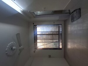 Room in 2 BHK Apartment at Sheth Vasant Sagar Complex, Kandivali East – for Rent