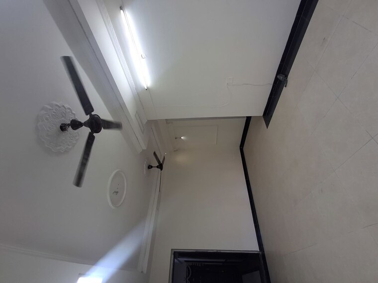 Bathroom, sheth-vasant-sagar-complex 2 Bedroom 696 Sq.Ft. Apartment In Kandivali East Mumbai 10276840
