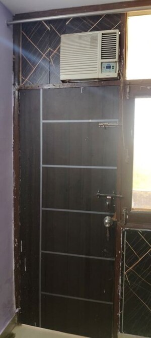 Furnished Amenities in 1 BHK Apartment at ACC Homes, Sector 44 – for Rent