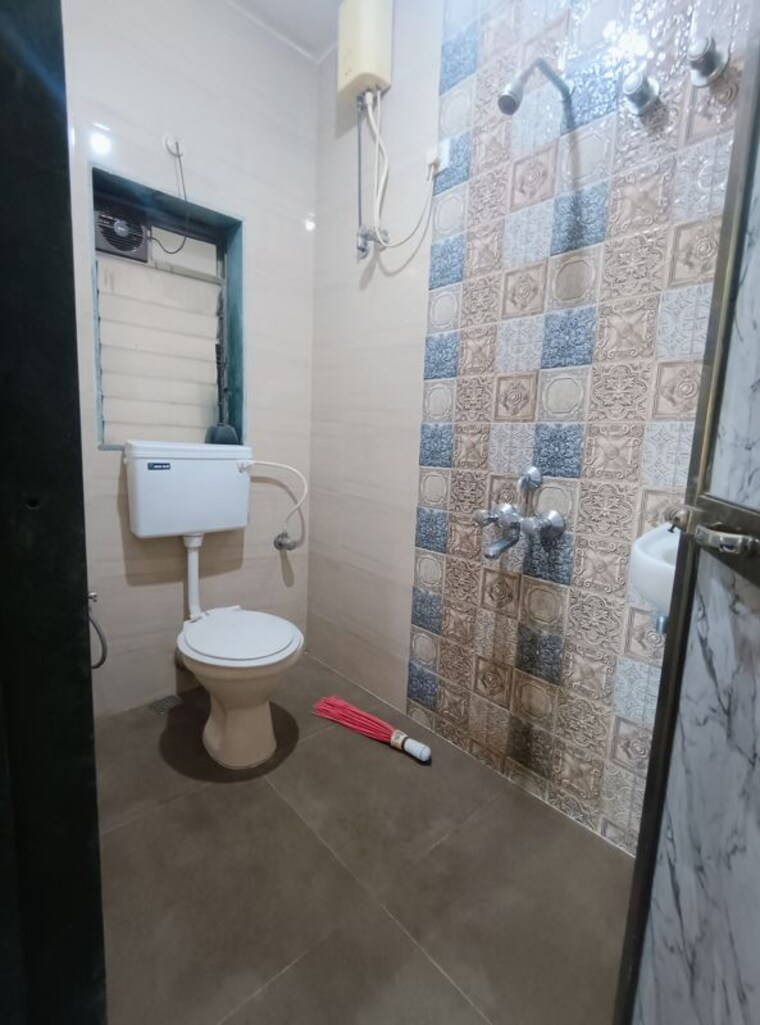 Master Bedroom, vardhman-gardens 2 Bedroom 650 Sq.Ft. Apartment In Balkum Pada Thane 10276875