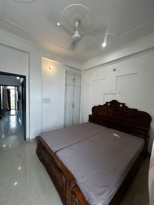 Kitchen in 2 BHK Builder Floor at Sector 52 – for Rent