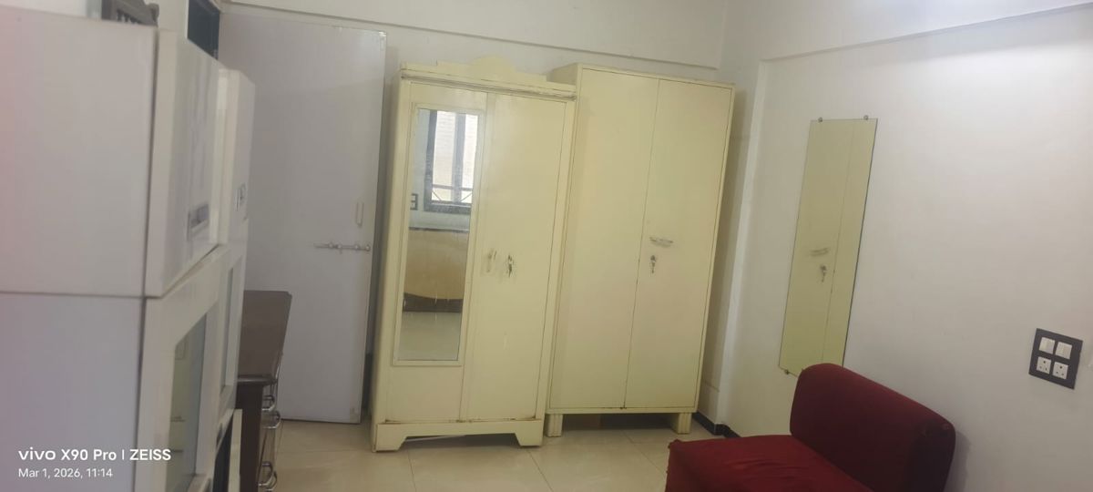 2 BHK + Pooja Room,Store Room Apartment For Rent in New Highway Park E-3 CHS