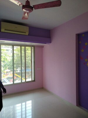 Room in 2 BHK Apartment at Group Seven Rushi Heights, Goregaon East – for Rent