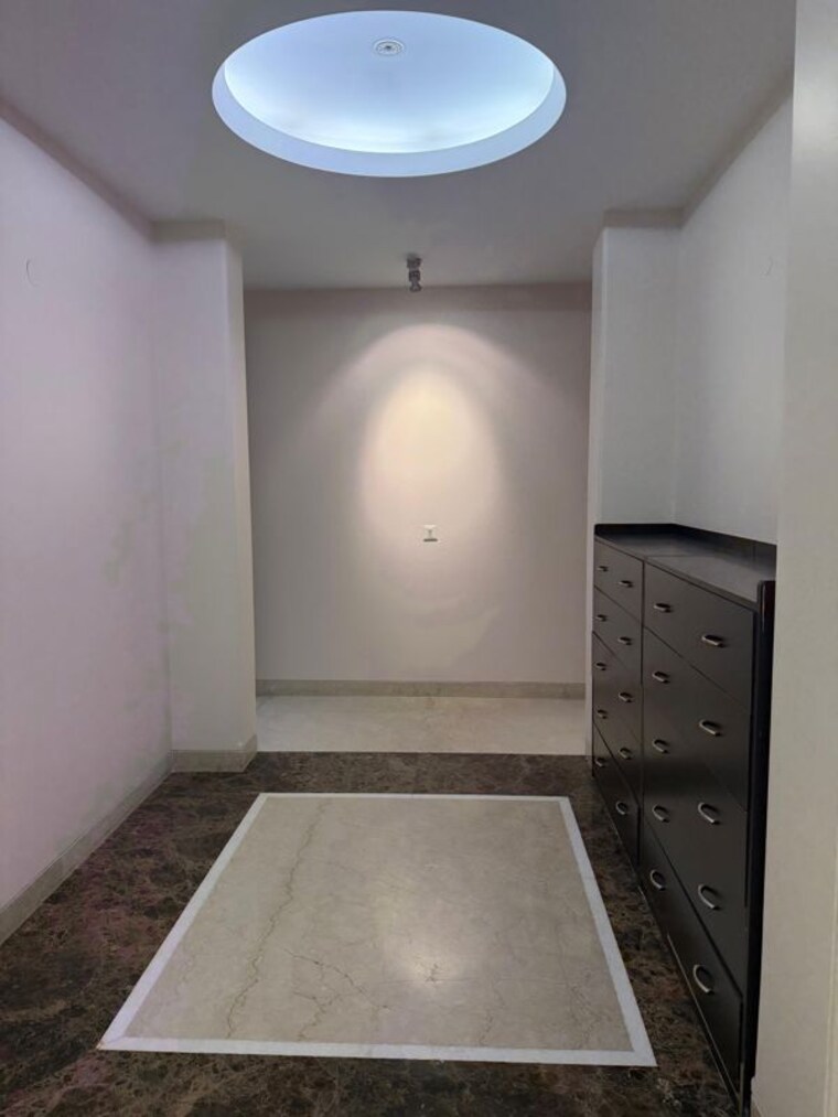 Other, defence colony 4 Bedroom 325 Sq.Yd. Builder Floor In Defence Colony Delhi 10276909