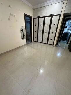 2 BHK + Pooja Room Apartment For Rent in Raheja Sherwood