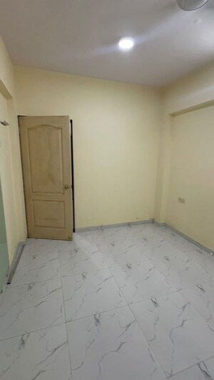 Room in 2 BHK Apartment at Evershine Millennium Paradise, Kandivali East – for Rent