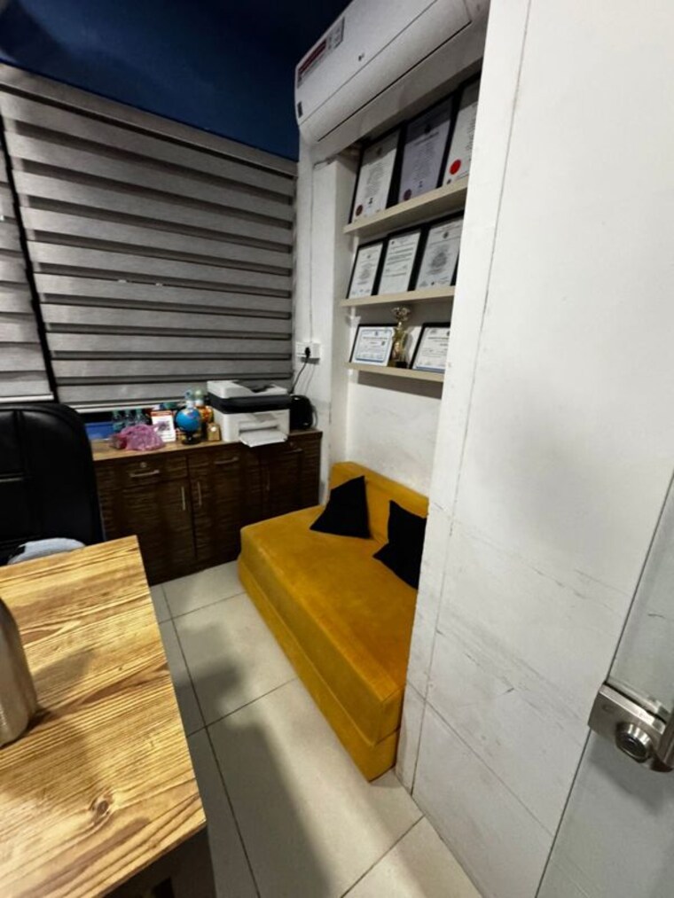 Team Area, prahlad nagar Commercial Office Space in IT/SEZ 500 Sq.Ft. In Prahlad Nagar Ahmedabad 10276907