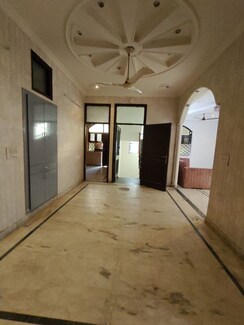 3 BHK Builder Floor For Rent in Ansal Sushant Lok I