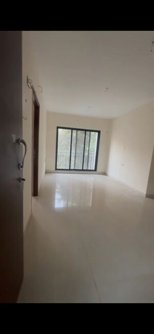 Room in 2 BHK Apartment at Oxford Navrang Navkar, Goregaon West – for Rent