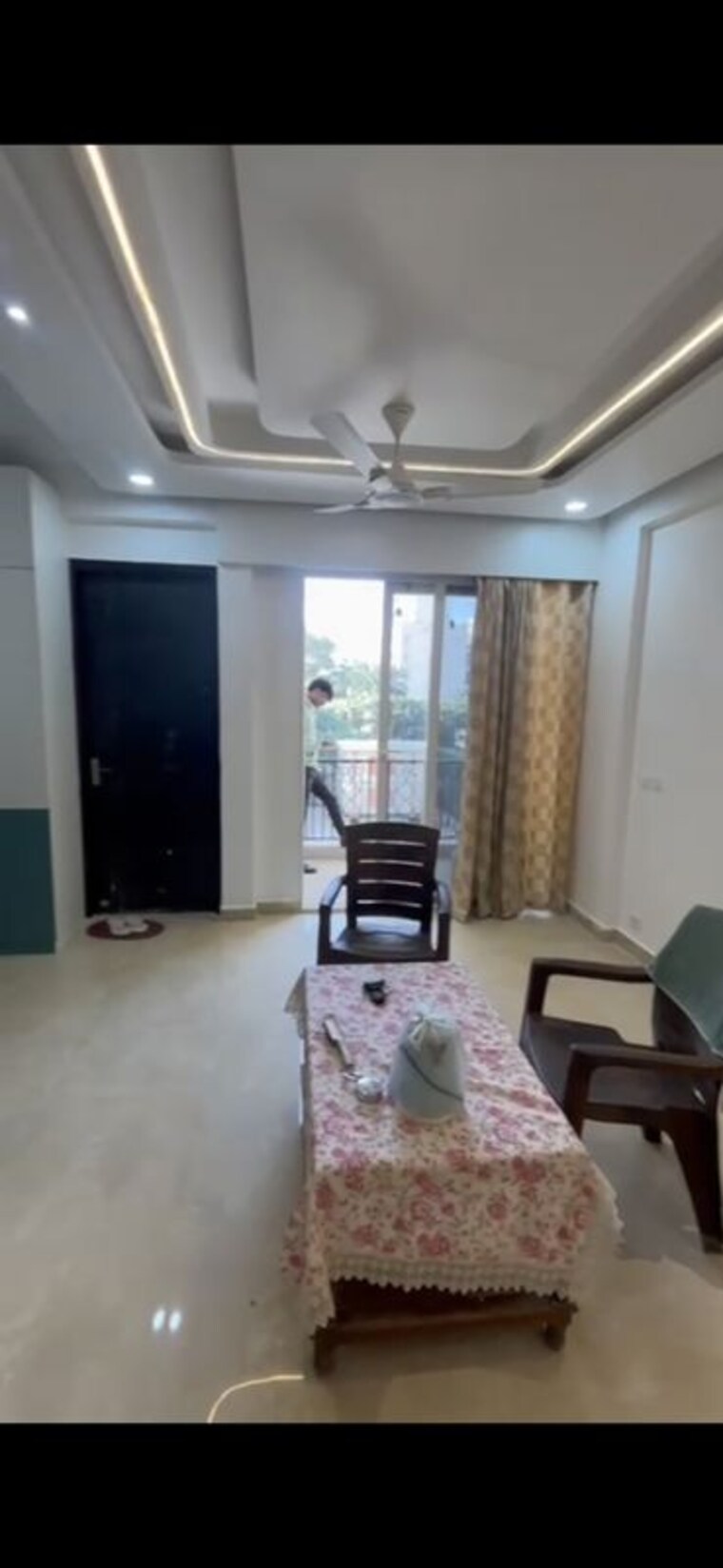 Living Room, signature-global-park 3 Bedroom 1440 Sq.Ft. Apartment In Sohna Sector 36 Gurgaon 10277000