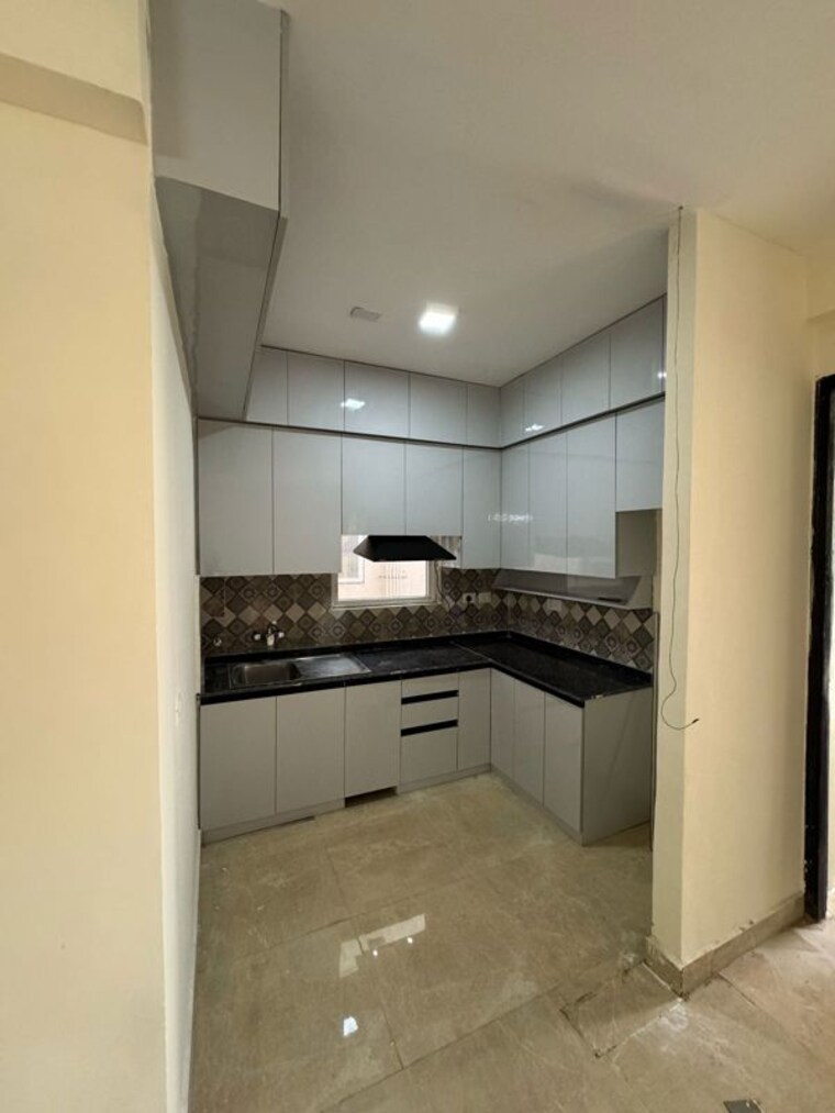 Kitchen, signature-global-park 3 Bedroom 756 Sq.Ft. Apartment In Sohna Sector 36 Gurgaon 10277010