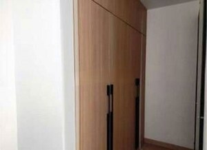 Room in 4 BHK Apartment at Suraj Oranje Castle, Gomti Nagar – for Rent