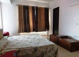 Bedroom in 4 BHK Apartment at Suraj Oranje Castle, Gomti Nagar – for Rent