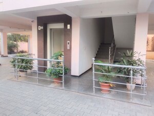 Living Room in 2 BHK Apartment at Palam Vihar – for Rent