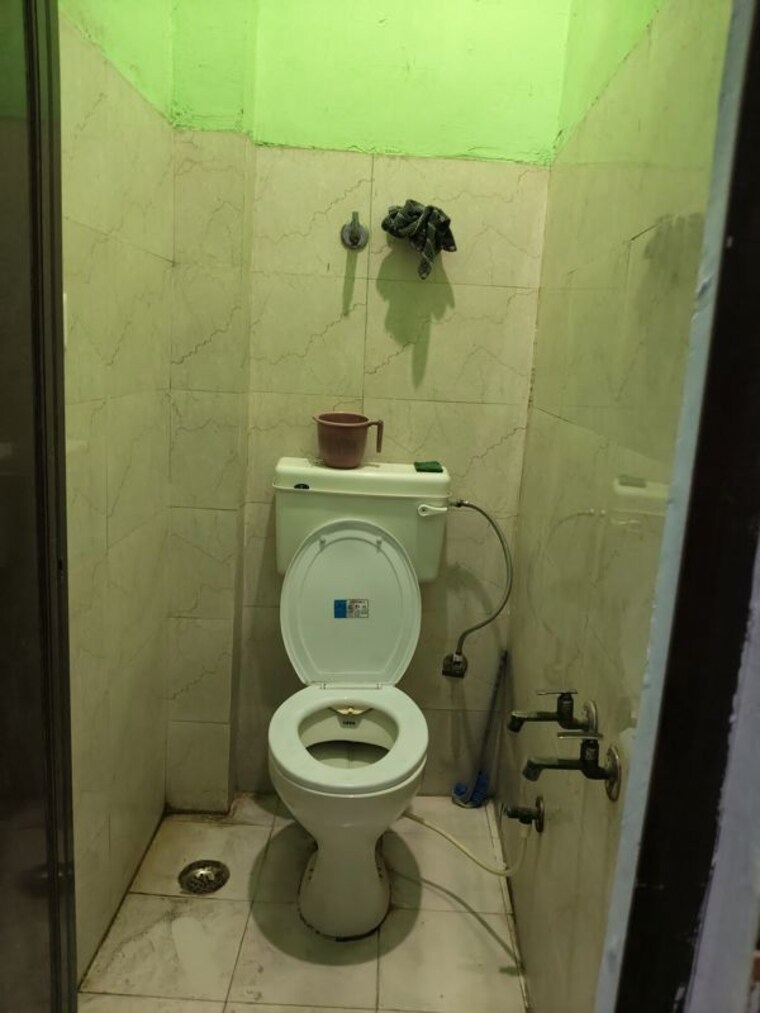 Master Bedroom, jld-tower 1 RK 350 Sq.Ft. Independent House In Sector 70 Noida 10277084