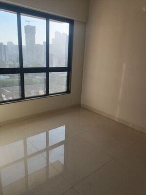 Room in 2 BHK Apartment at Dadar East – for Rent