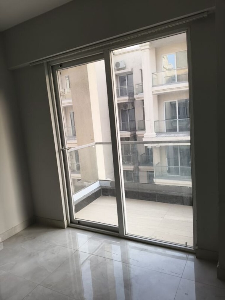 Room, signature-global-city 3 Bedroom 1300 Sq.Ft. Apartment In Sector 37d Gurgaon 10277092
