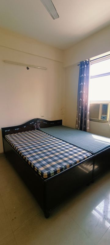 2 BHK 800 Sq.Ft. Apartment in Shree Vardhman Mantra